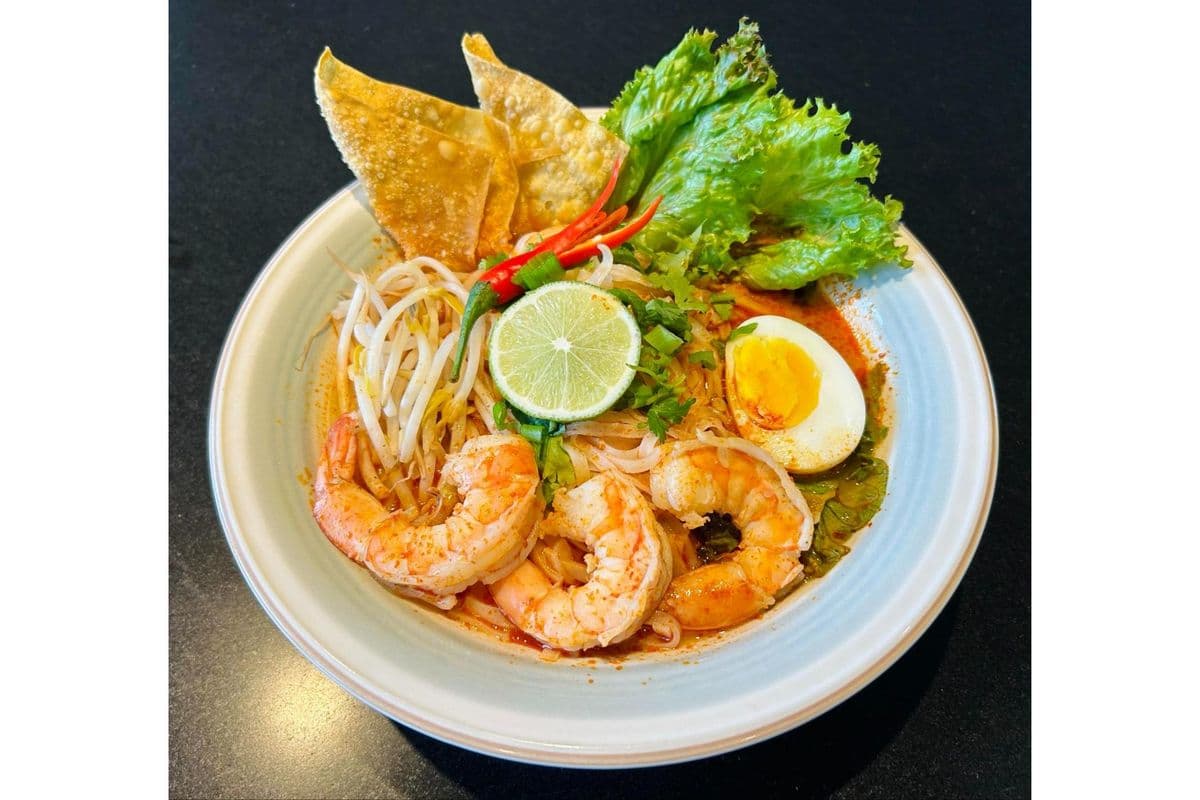 SO4. "Kuai Tiao Tom Yum" soupe de nouille Tom Yum" / SO4. "Kuai Tiao Tom Yum" Tom Yum Noodle Soup