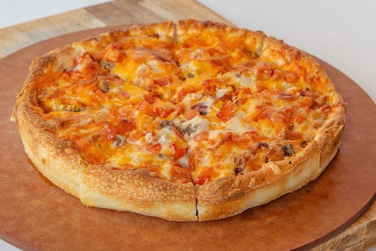 Medium Bacon Cheeseburger Pizza