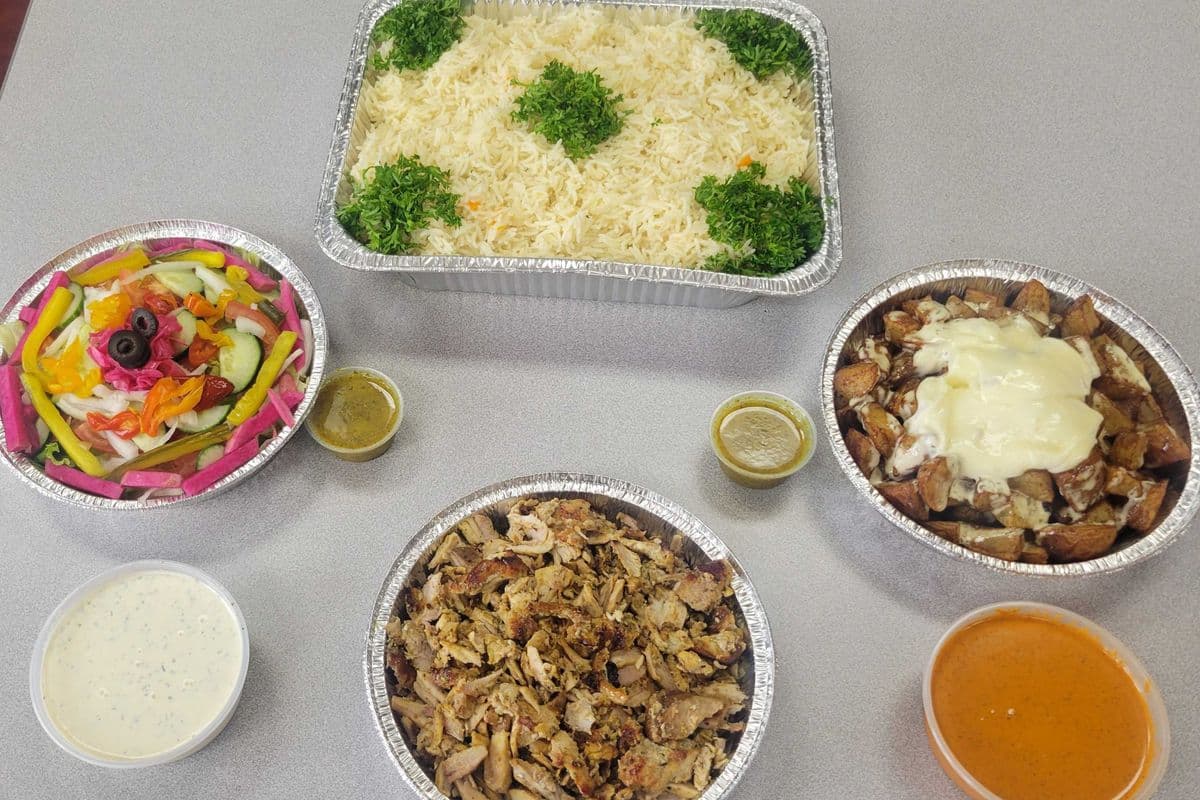 Family meal chicken or gyro beef plate for 8
