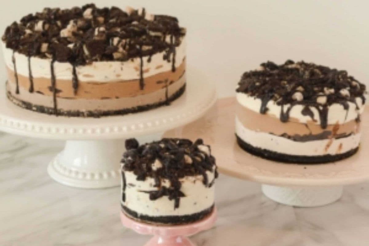Cookie Jar Cake