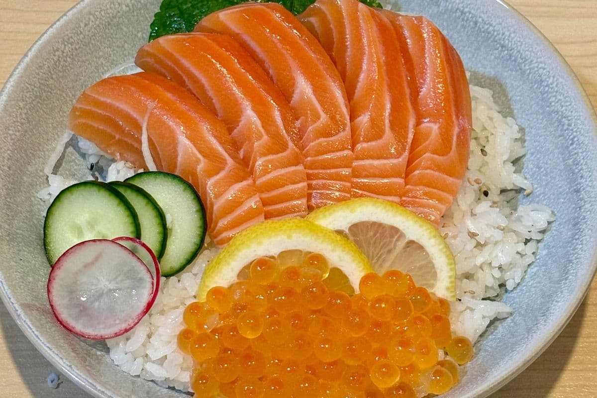 Ikura and Salmon Don