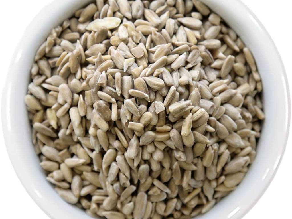 SUNFLOWER SEEDS SKINNED 1 LB