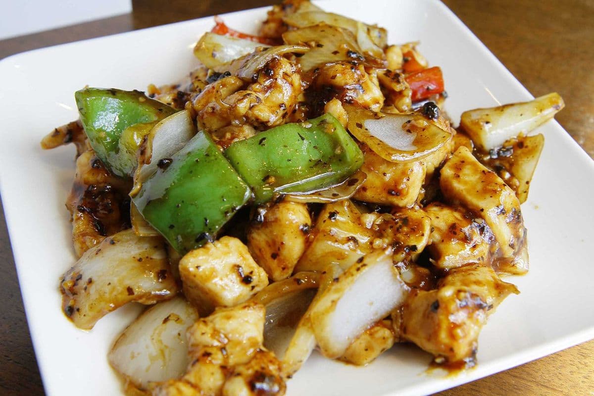 Stir-Fried Chicken with Black Bean and Vegetables 豆豉雞丁