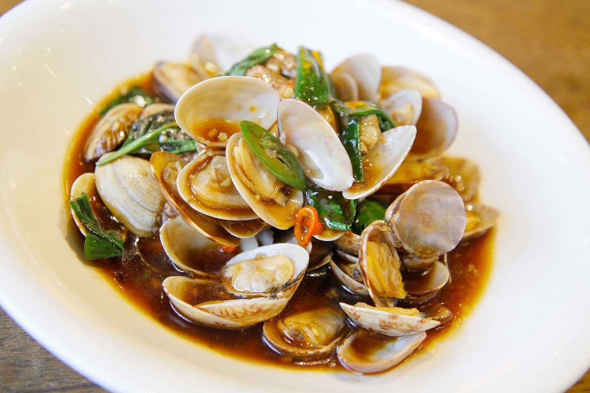 Stir-Fried Clams with Spicy Soy Sauce 台式炒蜆