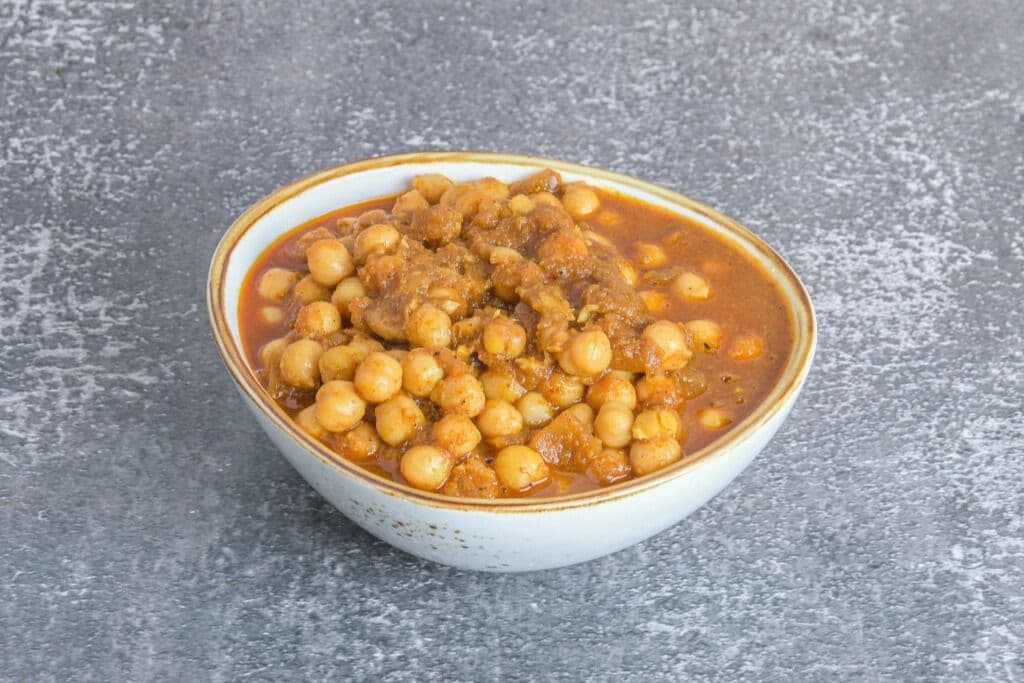 Puri(3) + Chole