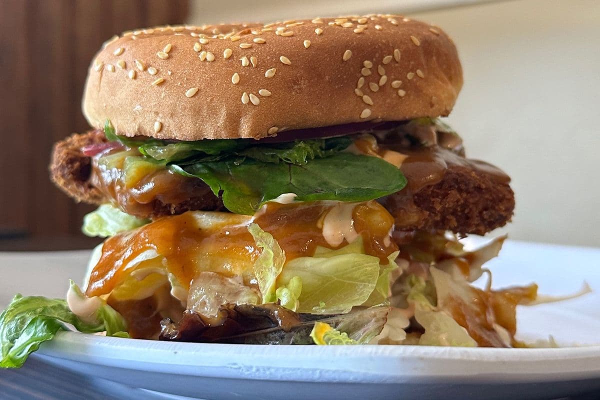 Tonkatsu burger (Pork)