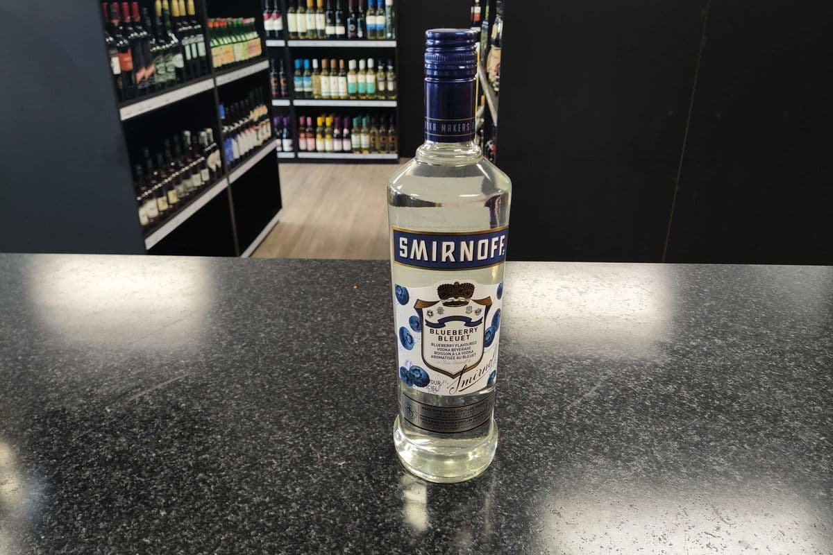 Smirnoff Vodka- Blueberry (1 x 750 ml Bottle)