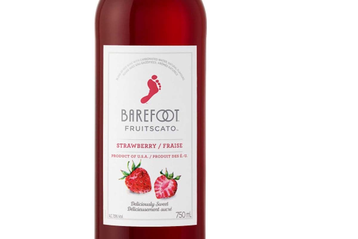 Barefoot Fruitscato - Strawberry (1 x 750ml Bottle )