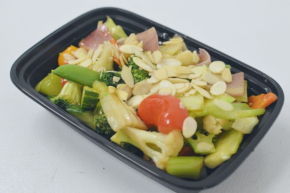 96. Vegetables with Almonds
