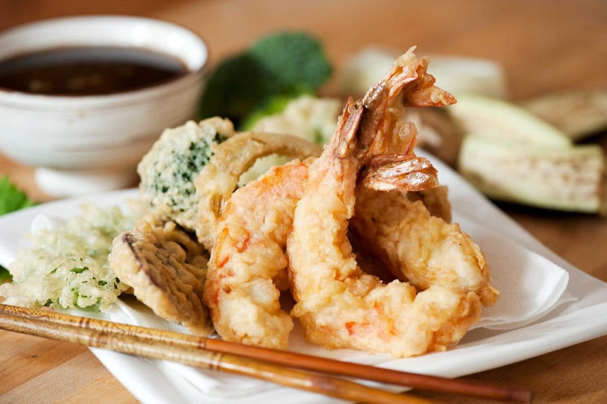 Lunch Special - Shrimp and Vegetable Tempura Appetizer (5 pcs)