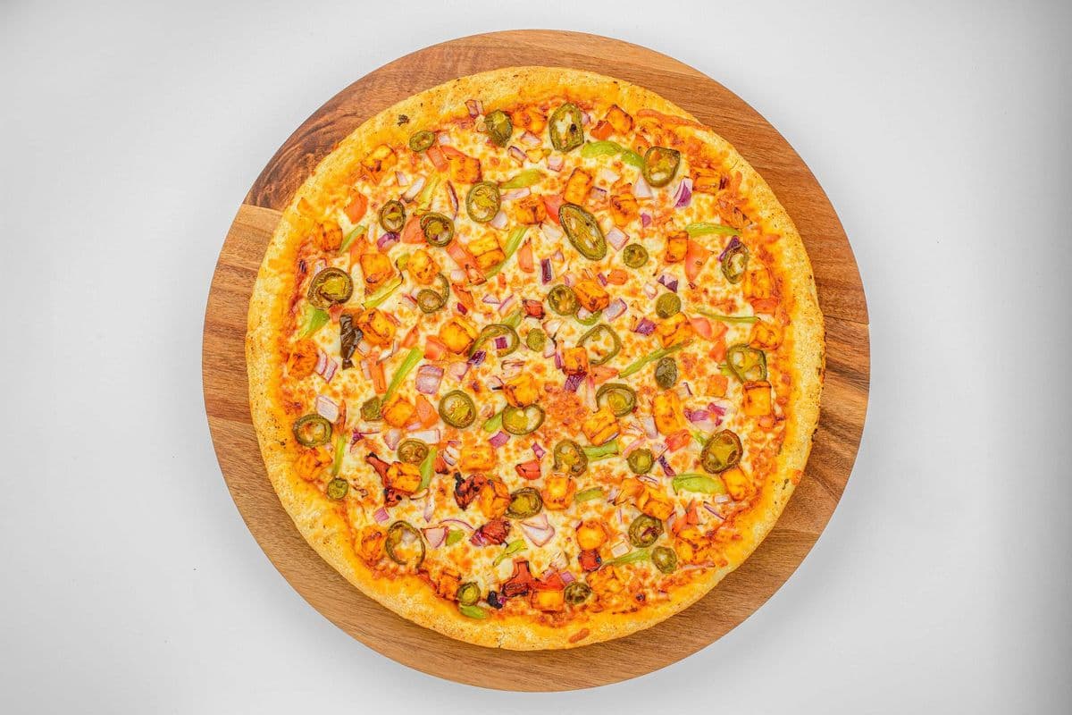 12. Tangy Chicken or Paneer Pizza -16" Extra Large