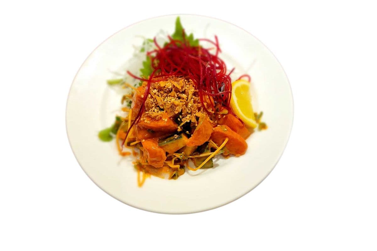 Spicy Sockeye Salmon Sashimi