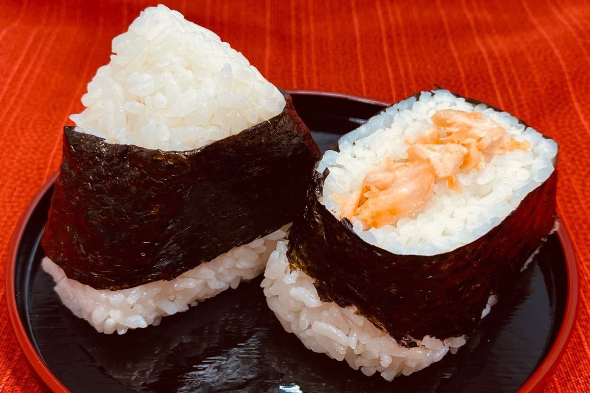 Onigiri saumon grillé / Grilled Salmon Onigiri