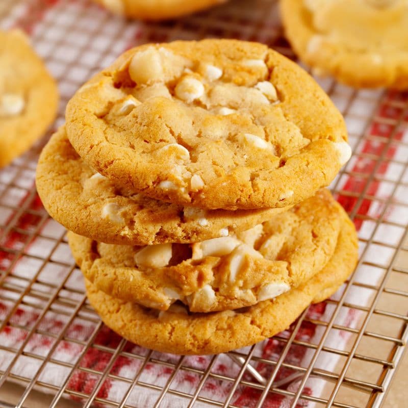 White Chocolate Macadamia Cookie