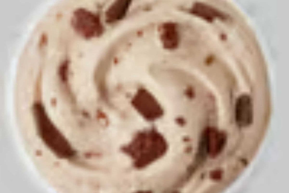 Mocha Brownie Mudslide BLIZZARD® Treat