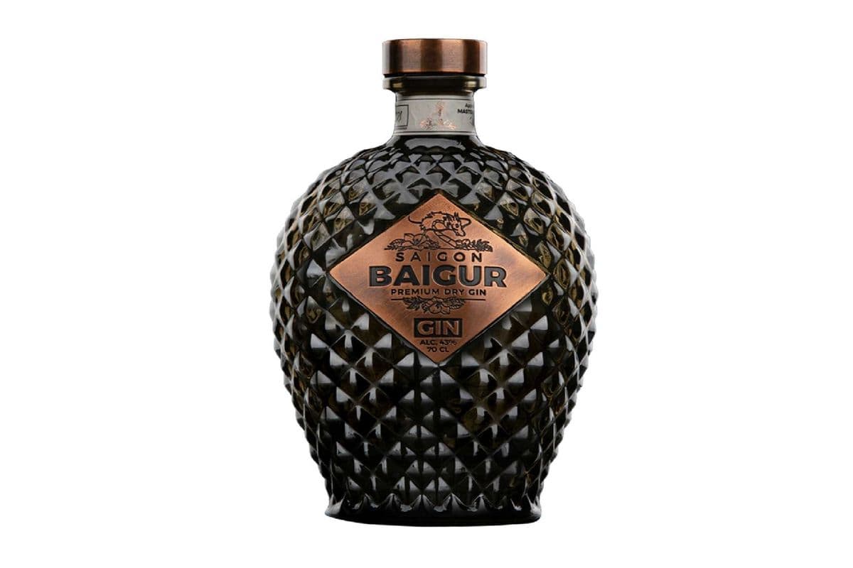 873328. SAIGON BAIGUR DRY GIN (1 x 750ML)