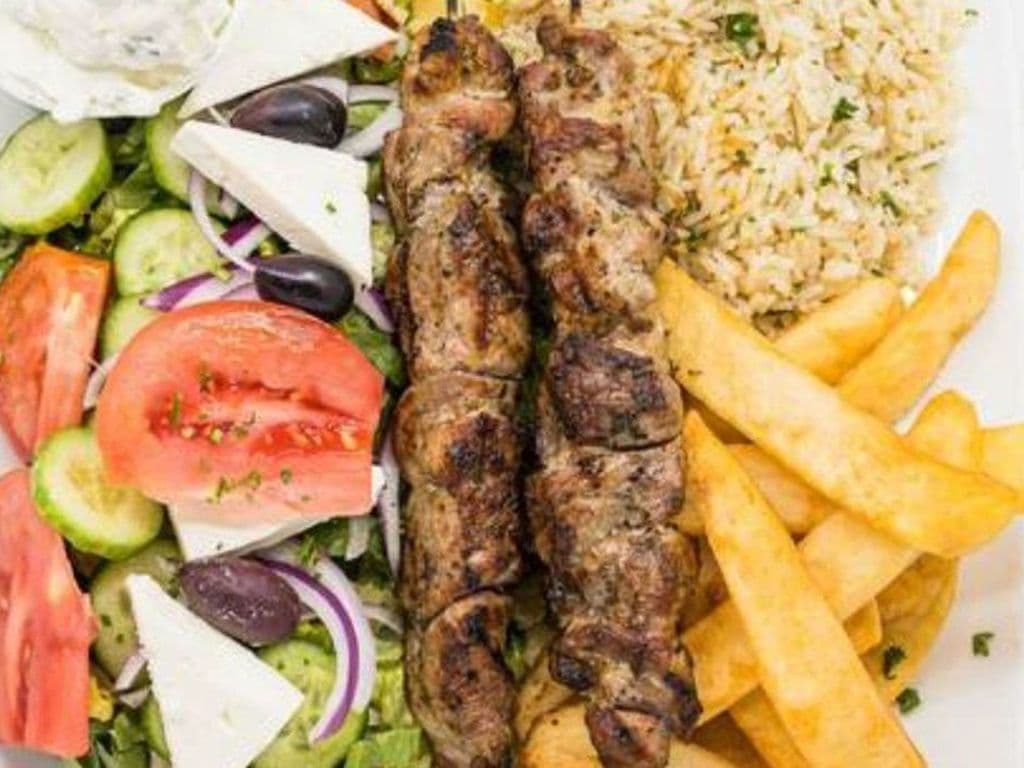 -- # 3 ASS. SOUVLAKI PORC