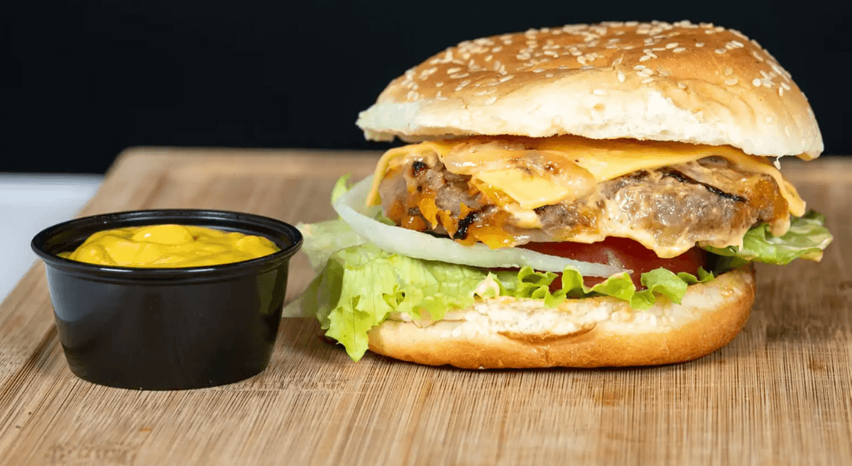 Mamas Jalapeno Cheese Burger