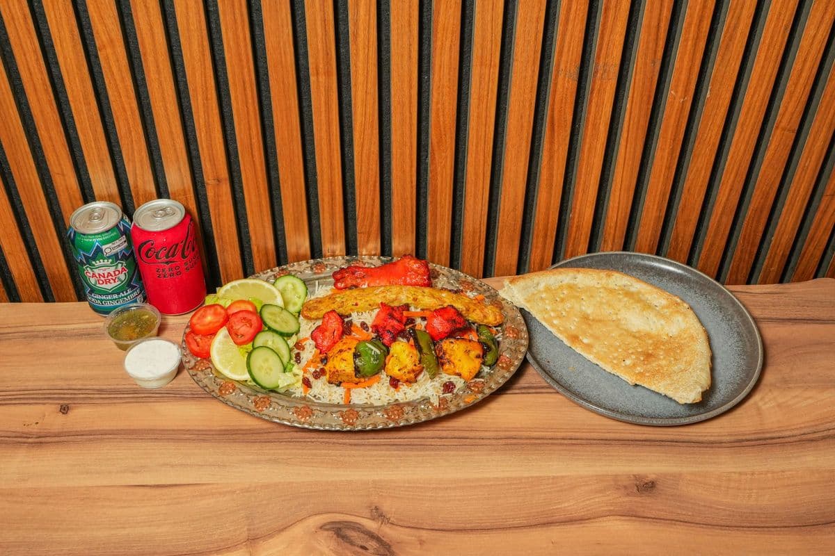 Mixed chicken kabab platter for2