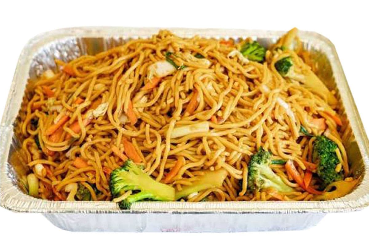 Chinese Stir Fried Noodles(Lo Mein)Party Tray