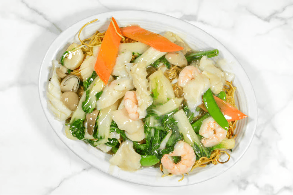 86. Seafood Chow Mein or Chow Fun