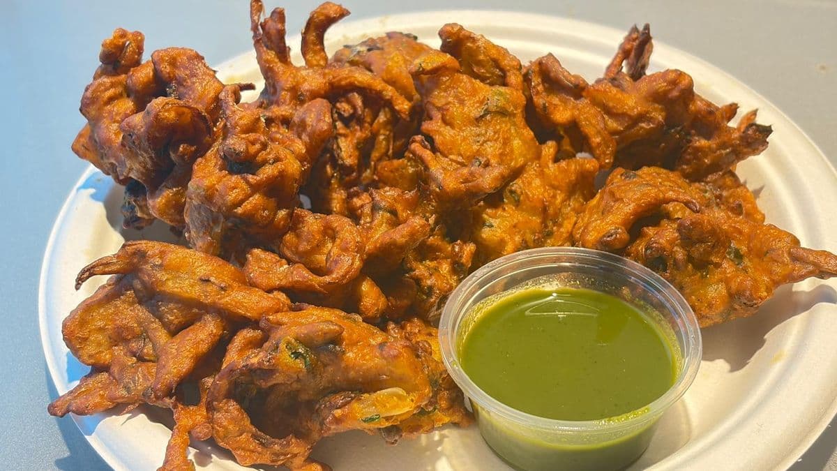 Veg Pakora (Bhajiyas)
