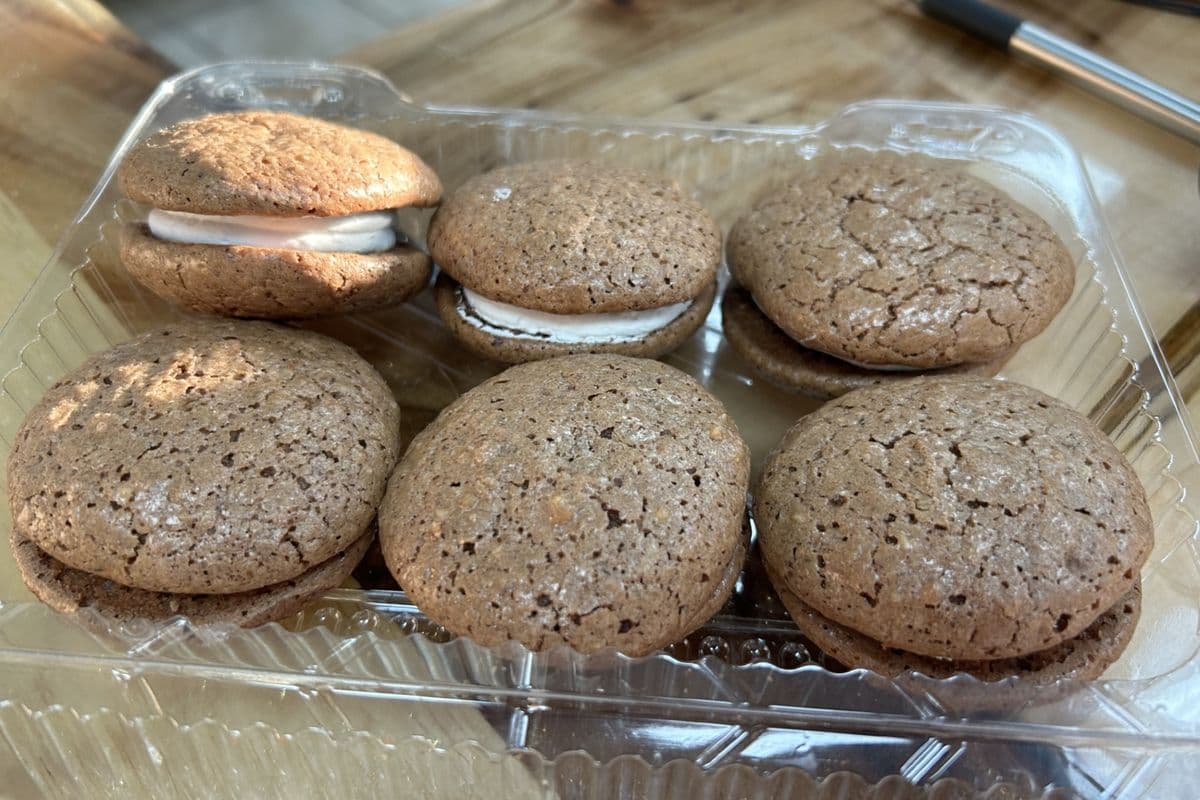 Walnut Macarons