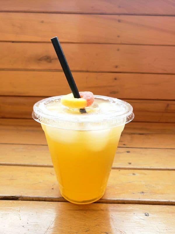Limonade maison (Corossol)/ Homemade lemonade (Soursop)