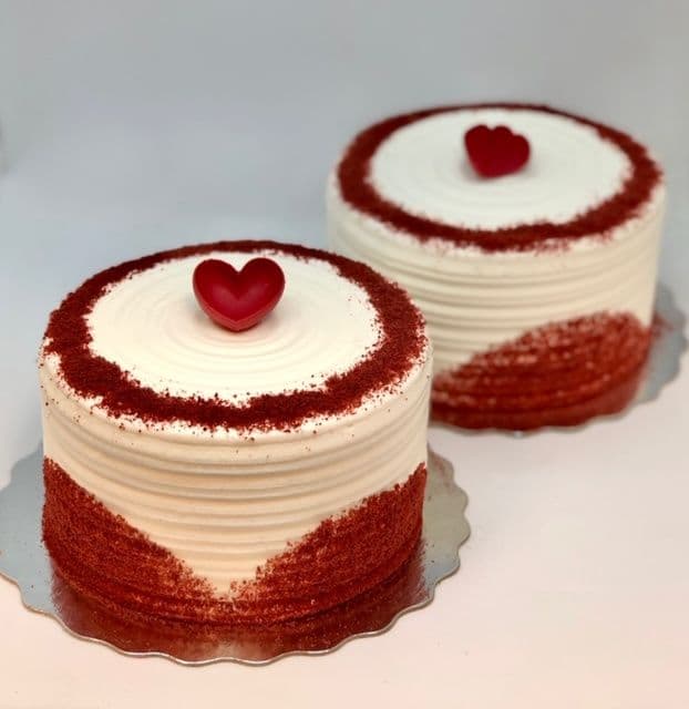 Red Velvet Cream Cheese (6" round cake 8-10 Slices)