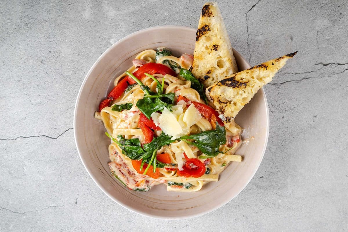 Fettuccini Alfredo