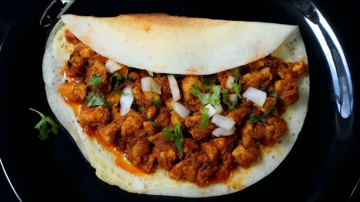 Chicken Tikka Dosa