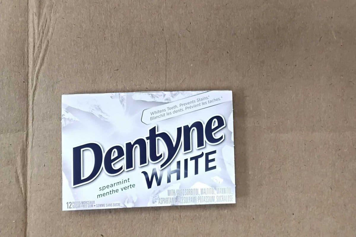 Dentyne white spearmint