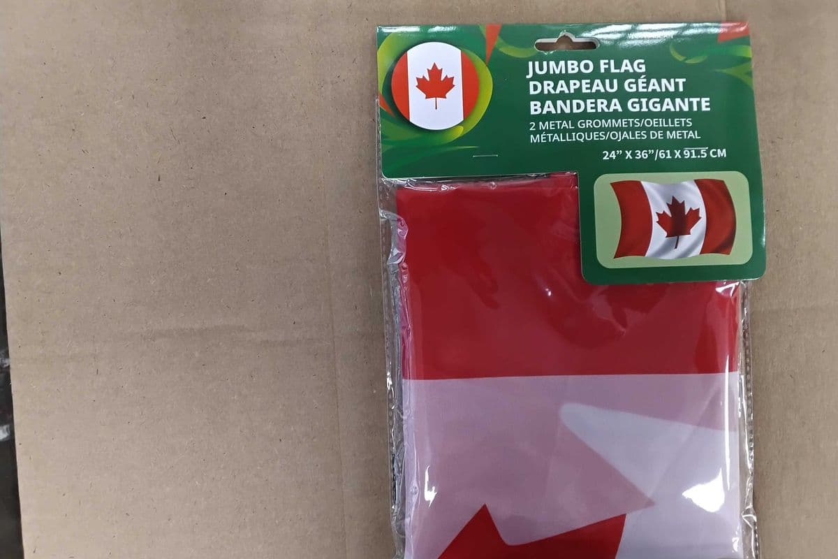Jumbo flag of Canada (24×36)