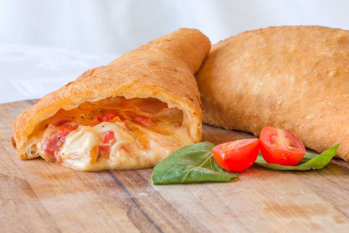 2 Panzerotti For 1 (Each 3 Items & 1 Dip Sauce)
