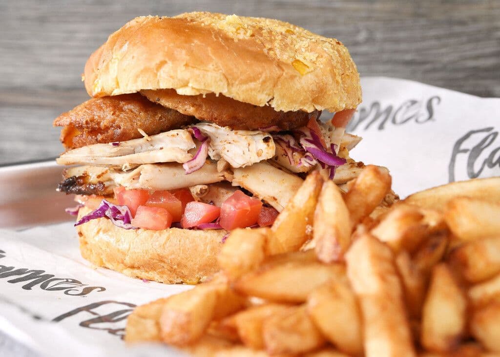 Promo - pulled Chicken sandwich Meal