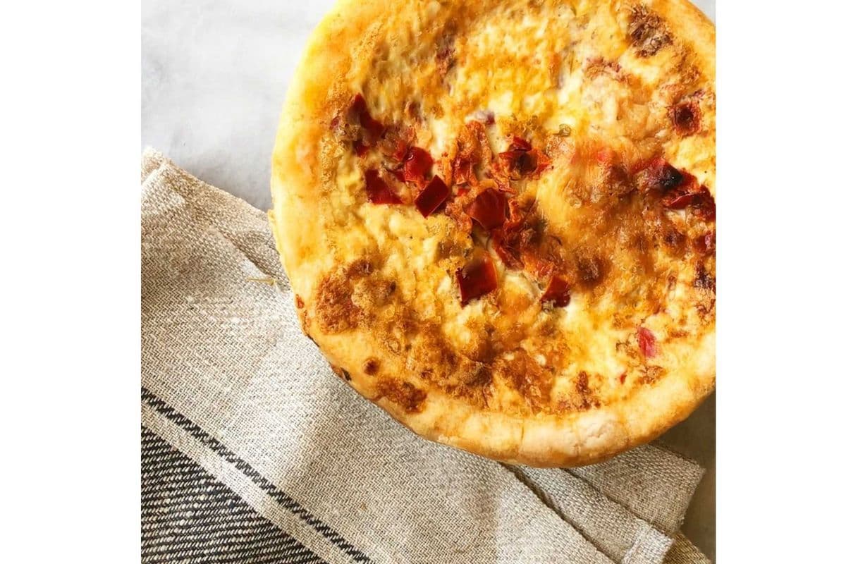 Red Pepper and Caramelized Onion Quiche