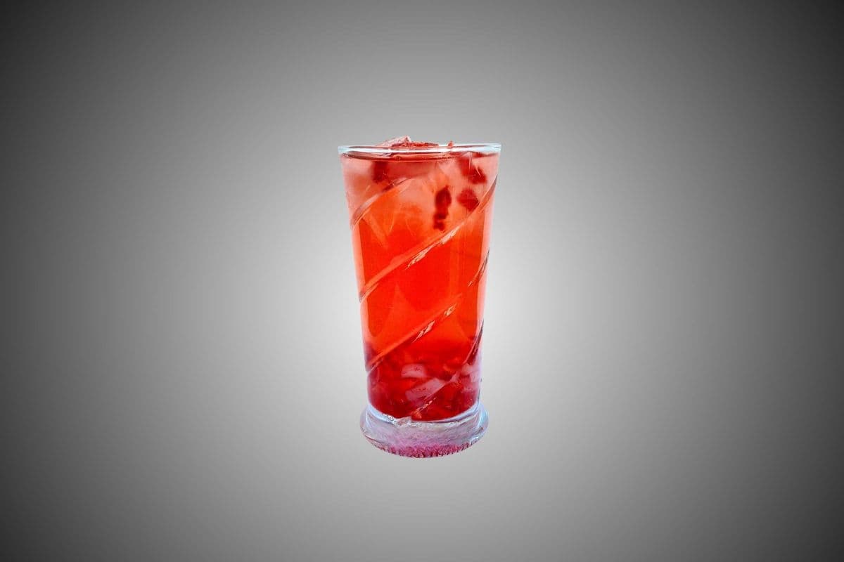 Strawberryade (20oz)