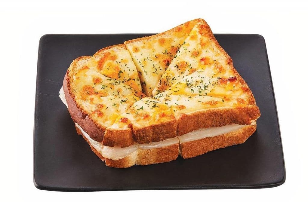 Mozzarella Toast