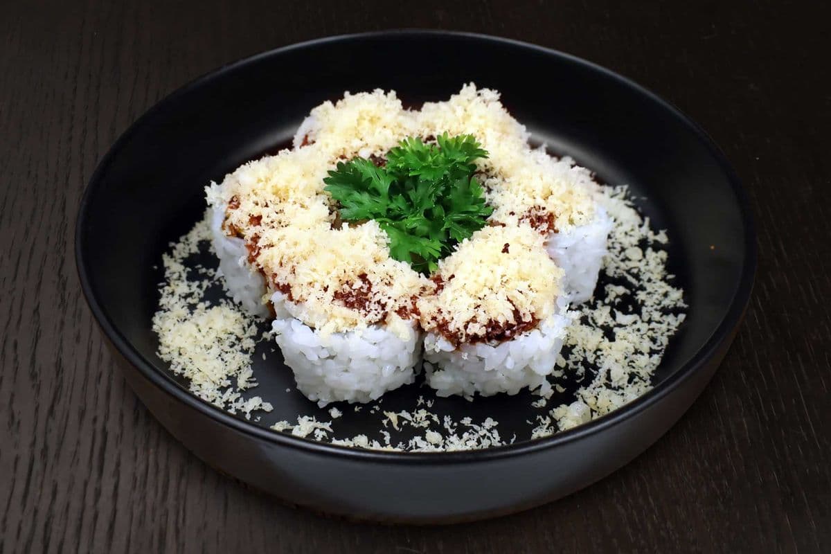 Crunch Salmon Roll