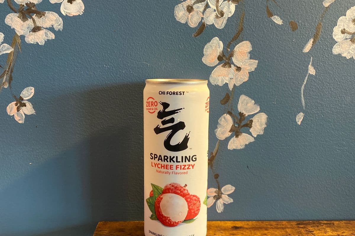 CHI~sparking water（lychee fizzy)