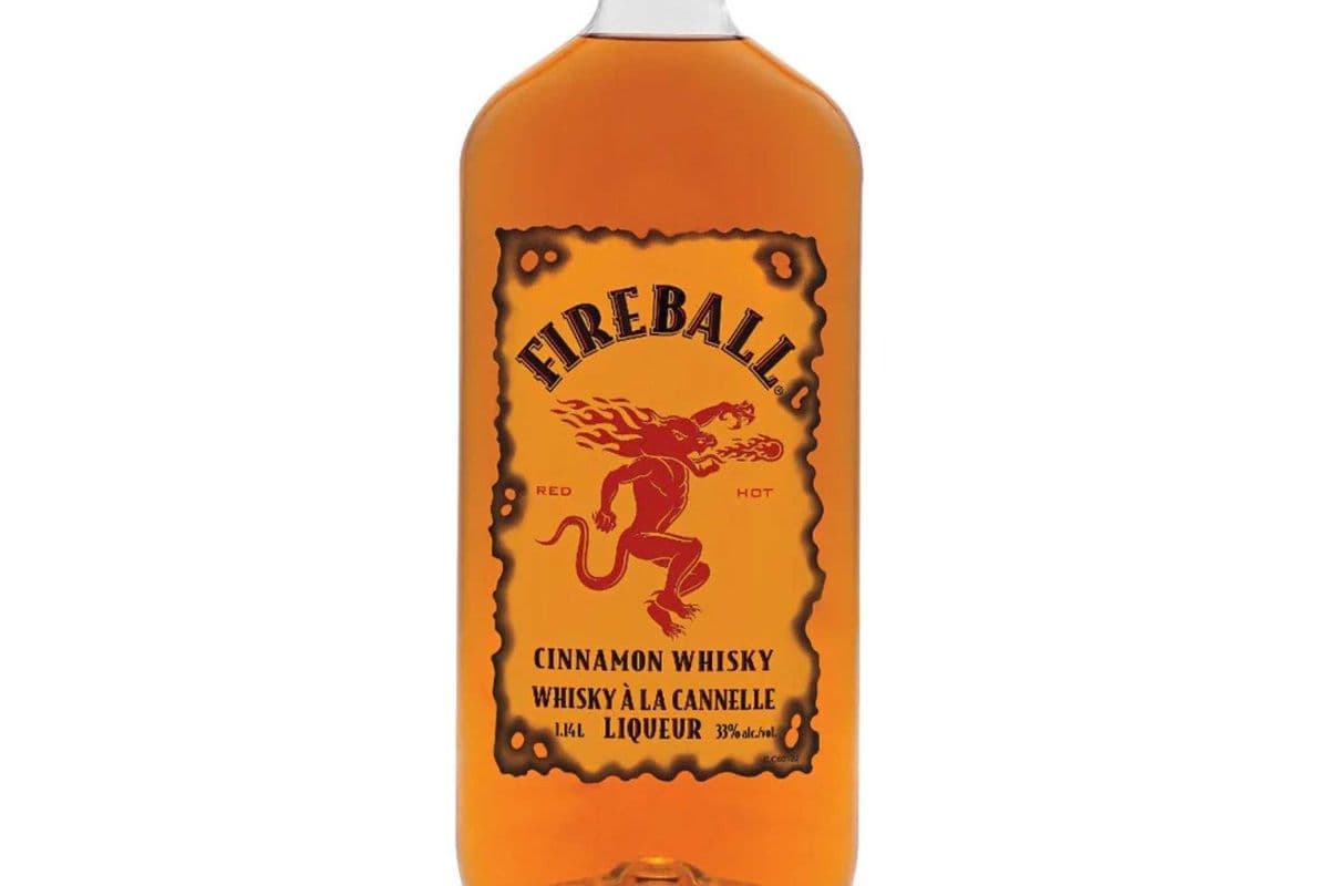 Fireball Red Hot Whisky, Cinnamon (750 ml) (1 x 750 ml)