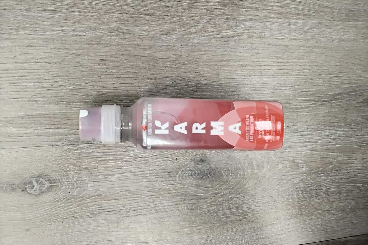 Karma probiotic water berry cherry (532ml)