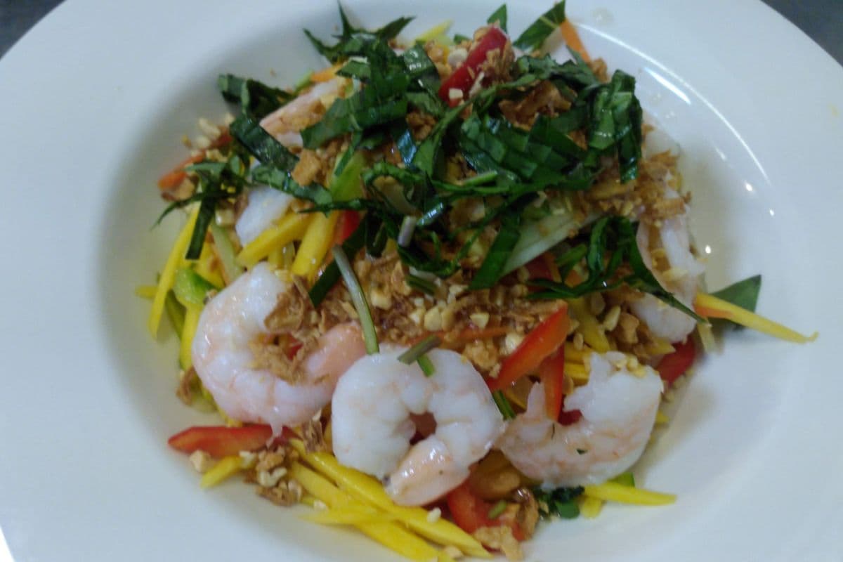 Mango Papaya Shrimp Salad