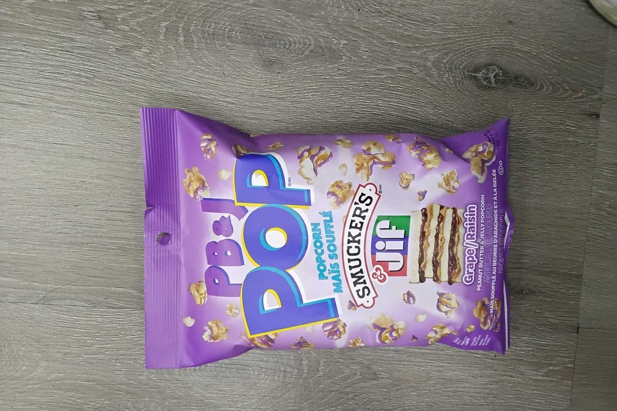 Peanutbutter & jam PoP popcorn smucker's & jif grape 149g