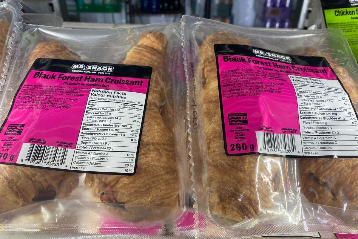 Black Forest Ham Croissant (290g) (500 Cal)