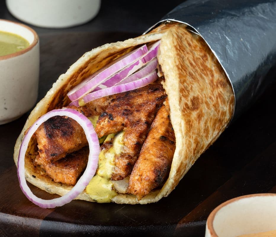CHICKEN KABOB ROLL