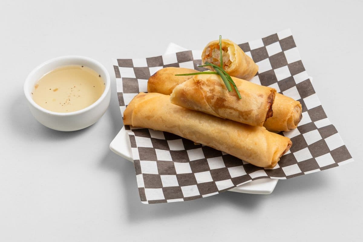Vegetable Lumpia (3 pcs)