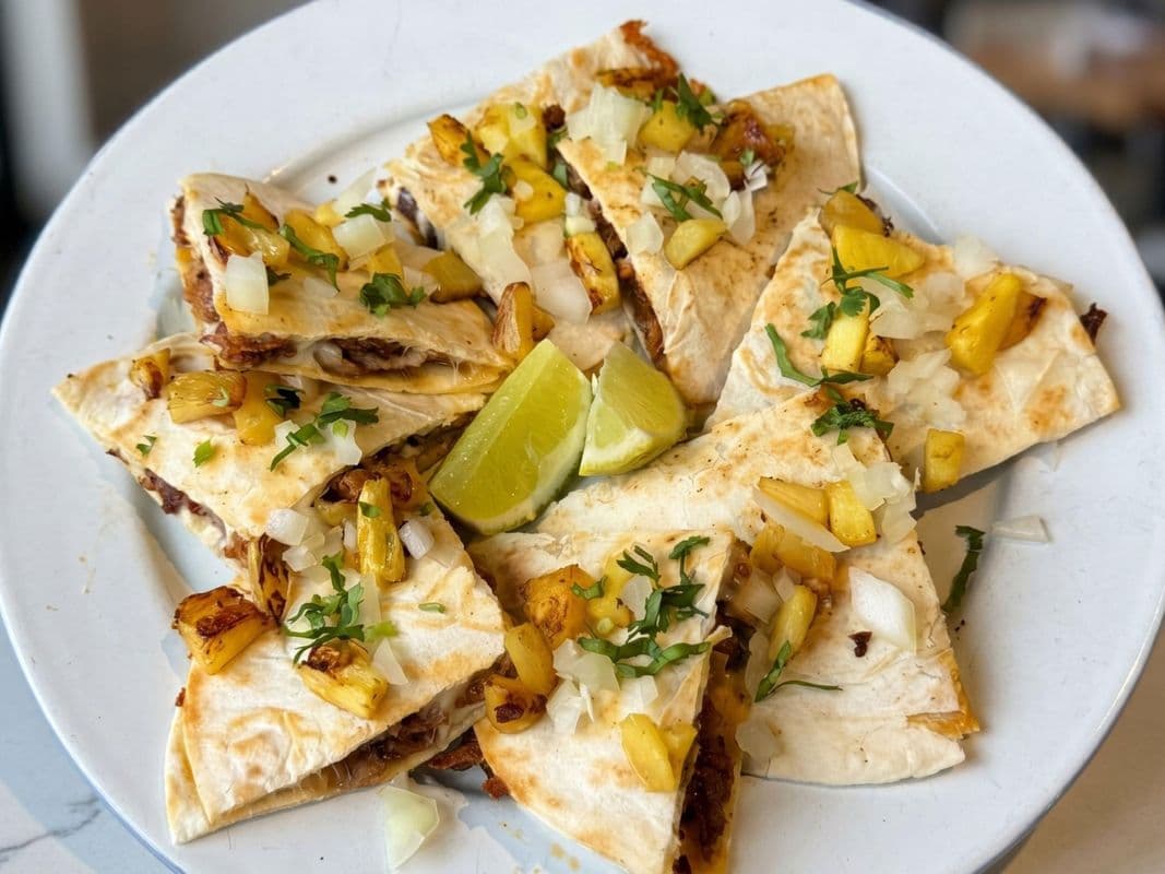 Gringas Al Pastor