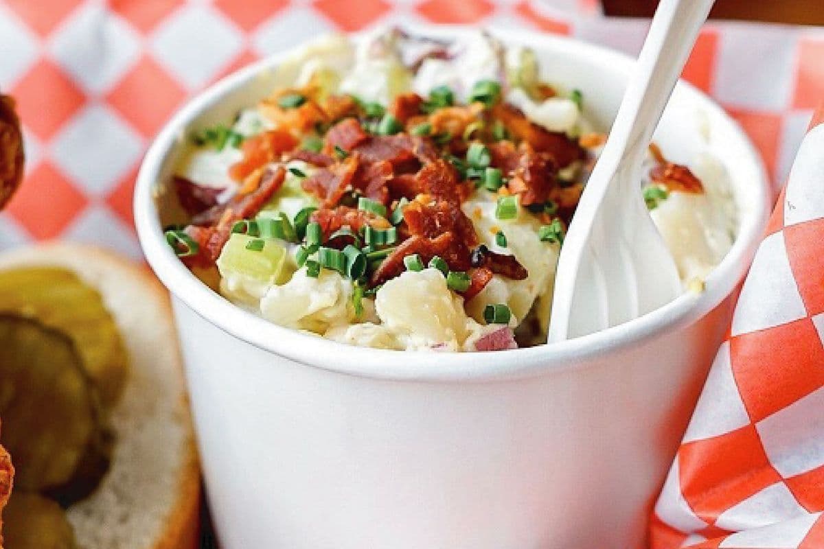 Creamy Potato Salad - Large (16 oz)