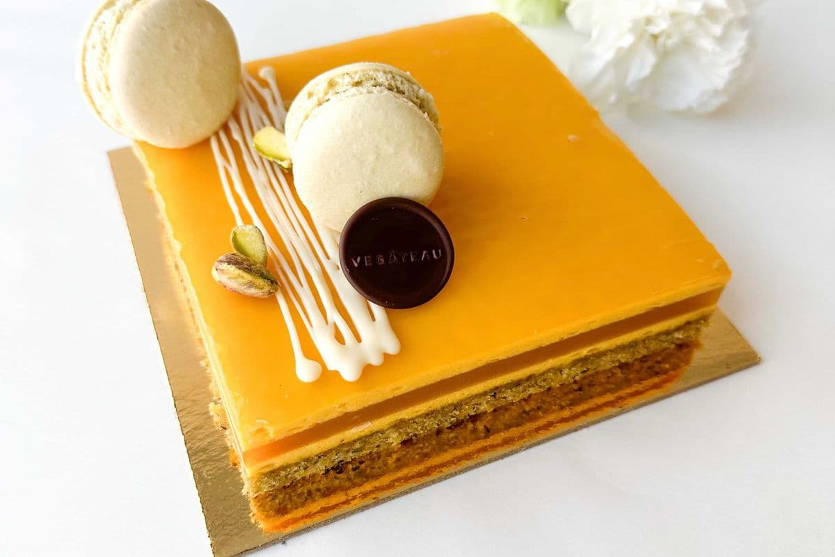 Entremets mangue et passion 5" (4-5 portions) / Mango & Passion Fruit Entremet 5" (4-5 servings)